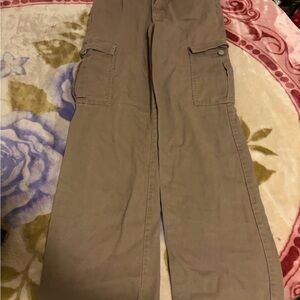 SHEIN Women's Cargo Jeans in Taupe